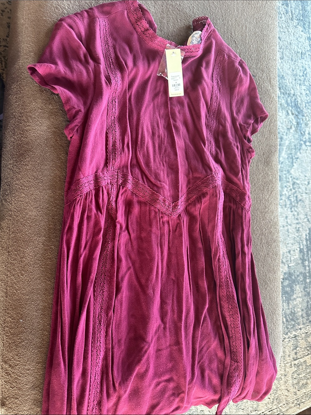 Women’s Magenta Lace-Trim Short-Sleeve Top